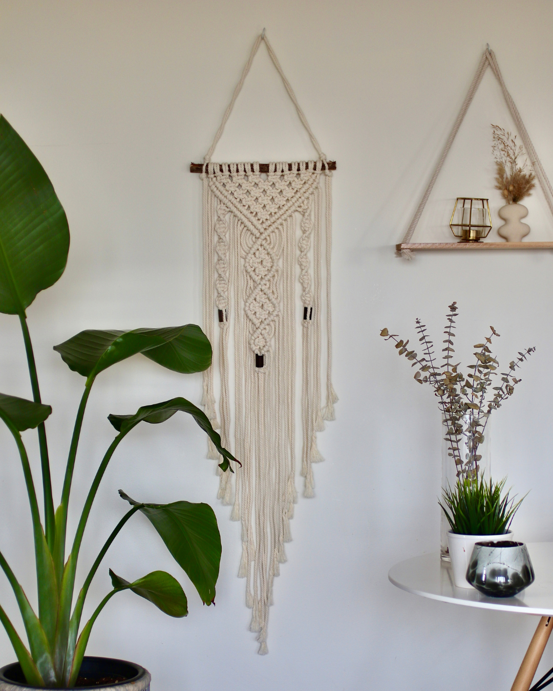 Criando Peças Únicas com o Nó DNA: Tutorial Avançado de Macramê