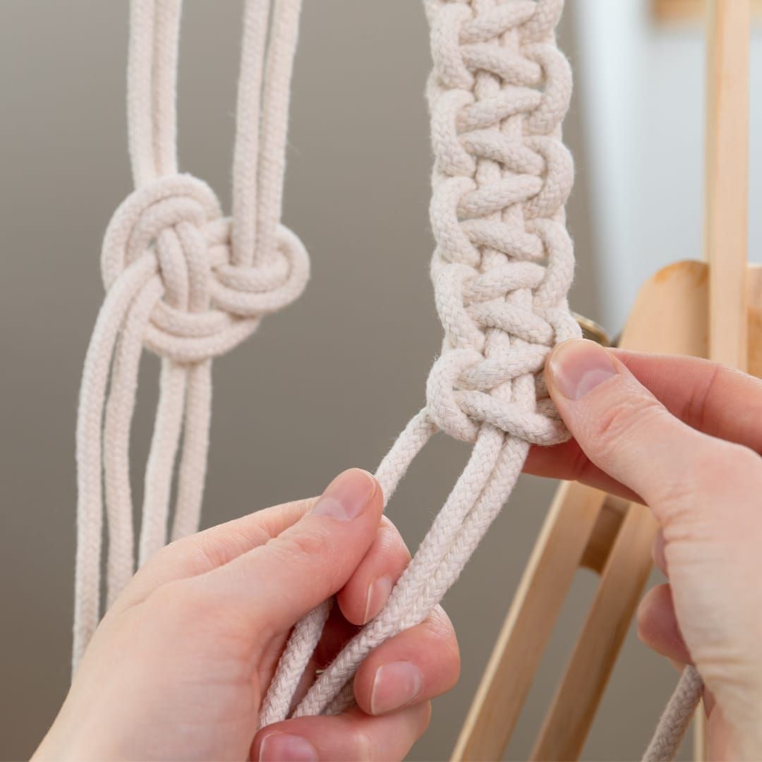 Dominando o Fio Guia: Segredos para um Nó Festonê Alinhado