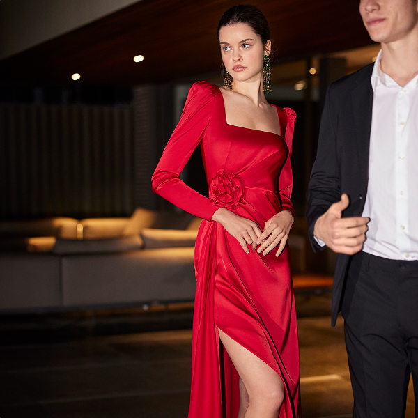 Guia completo de maquiagem para vestido vermelho