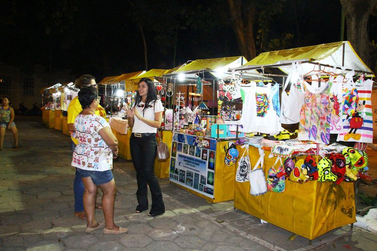 aplicar primer em lata de alumínio