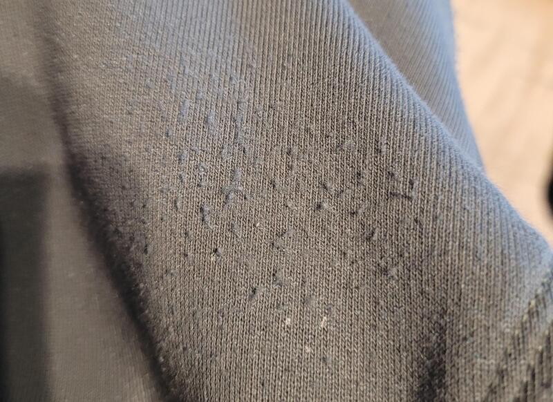 Papa-bolinhas Elétrico vs. Lâmina: Qual o Melhor para Suas Roupas?