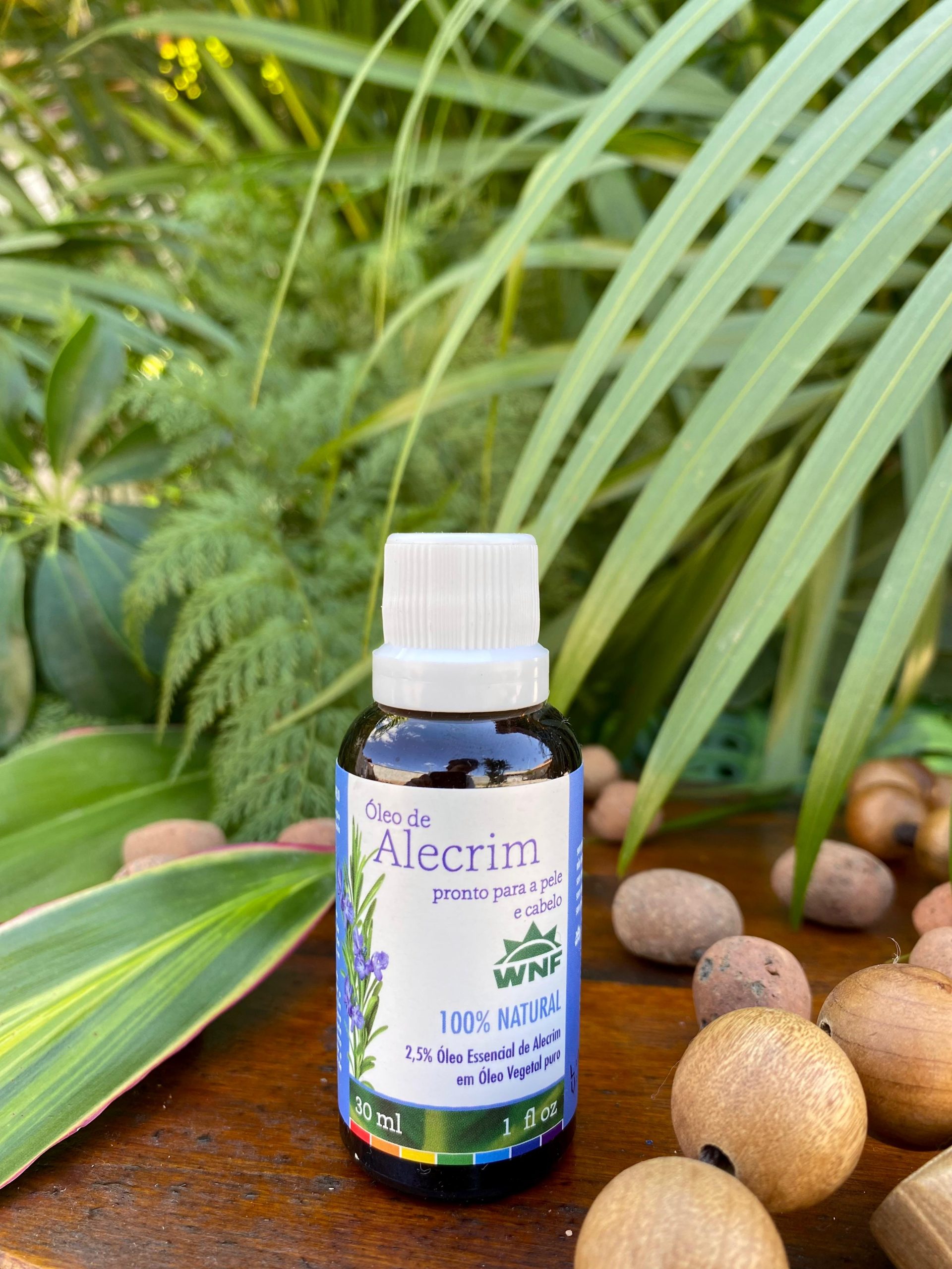 como usar óleo essencial de alecrim no cabelo