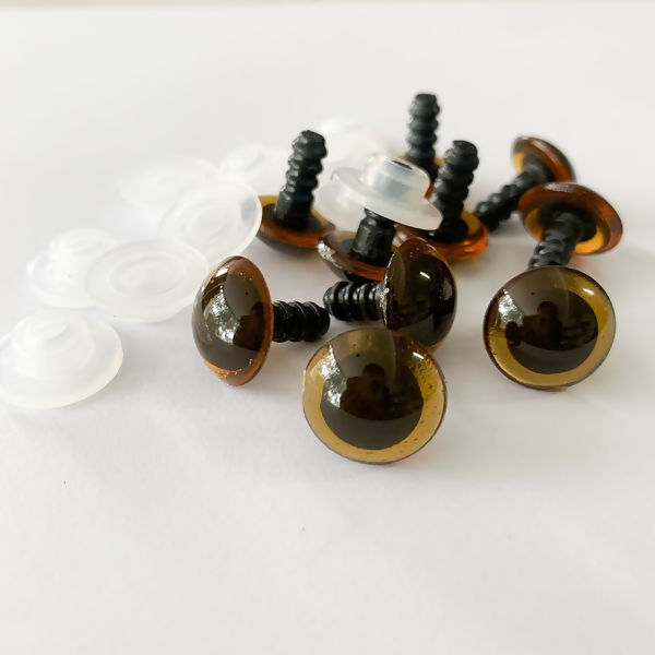 Como Escolher a Cor Perfeita para os Olhos do seu Amigurumi