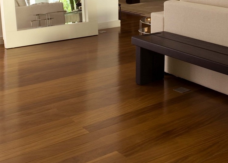 assoalho de pinus tratado preço