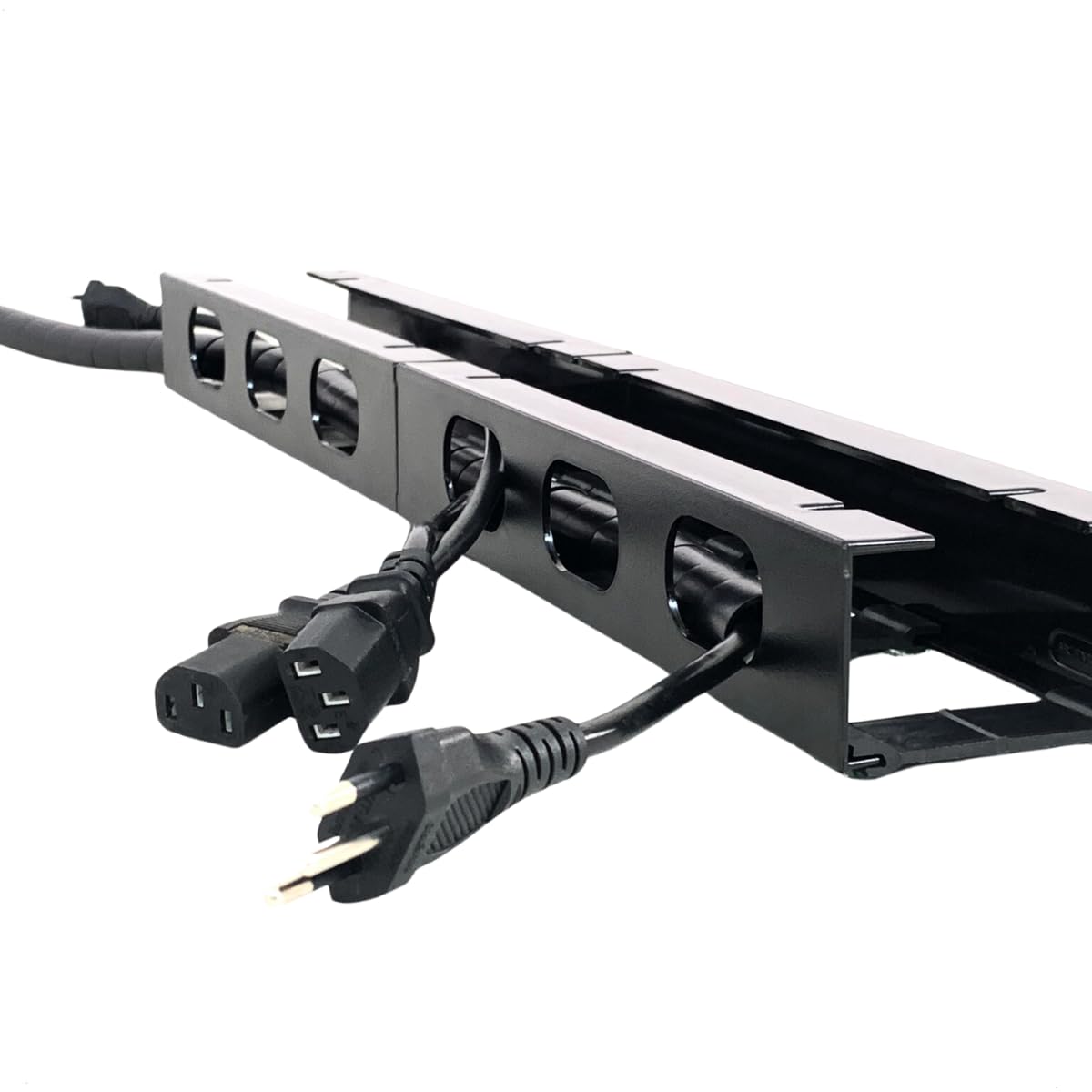 DIY: 5 Ideias Criativas para Organizar Seus Fios em Casa