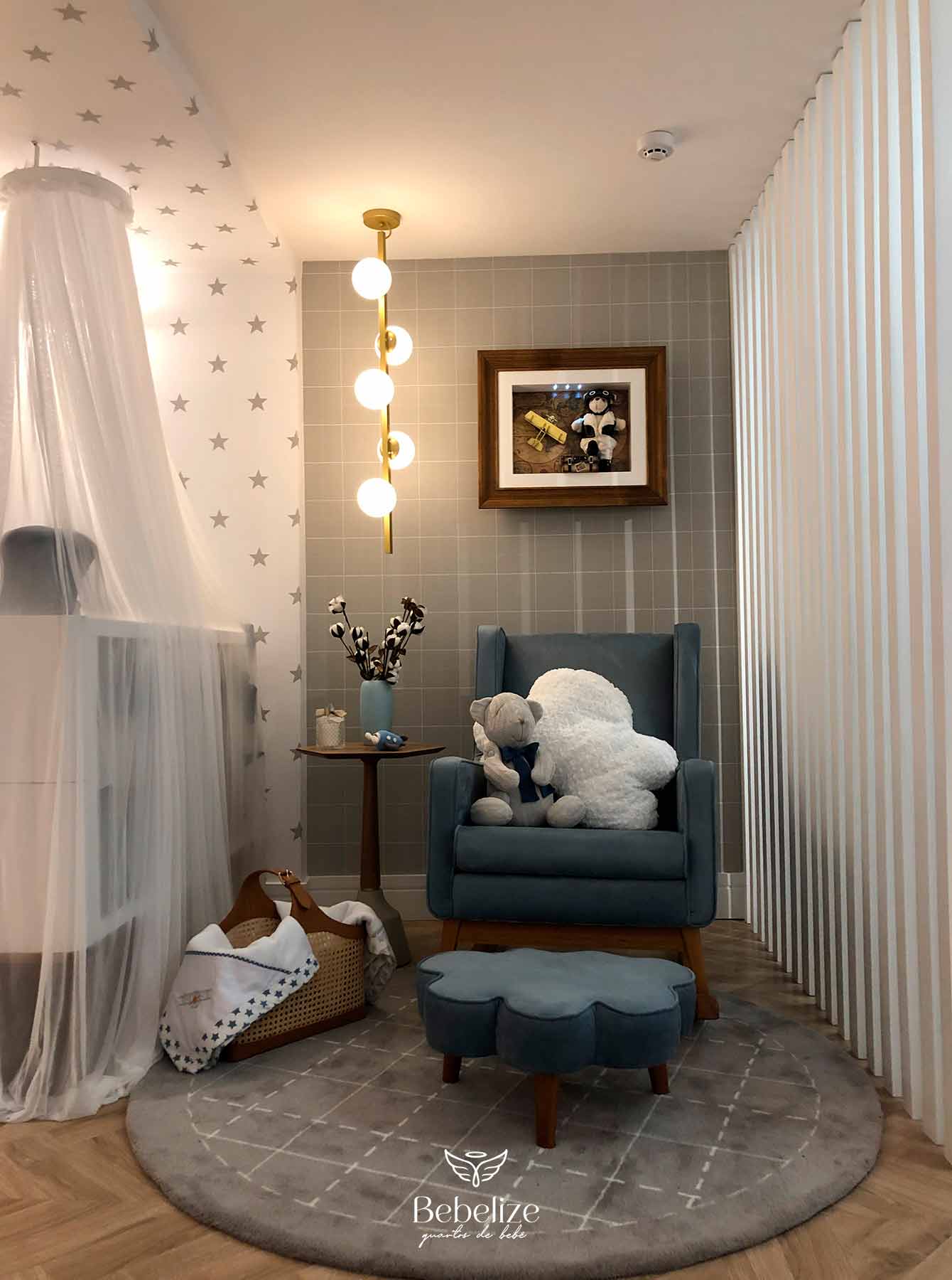 papel de parede tema espaço para quarto de criança