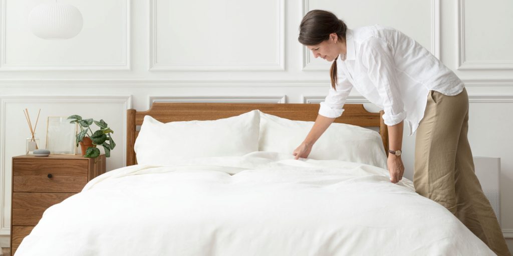 como tirar cheiro de guardado de roupa de cama