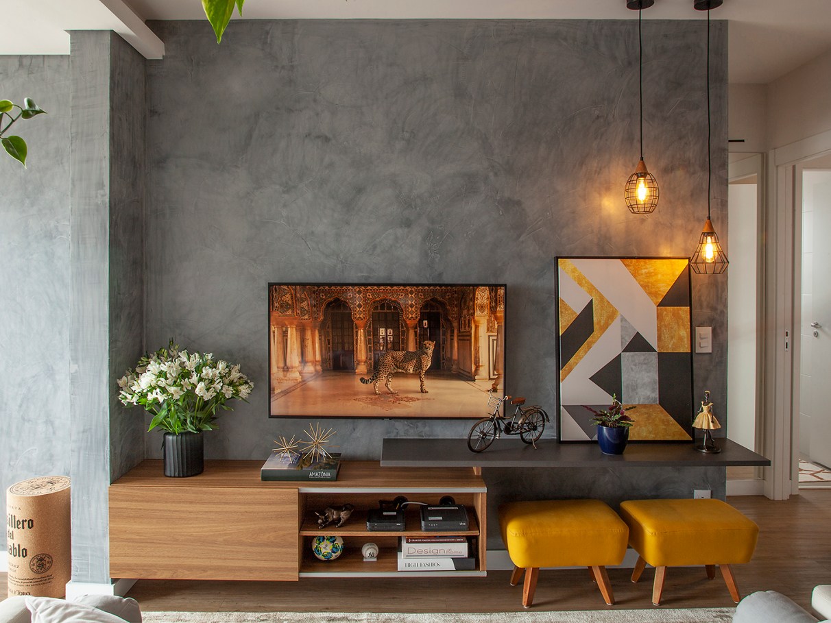 parede de cimento queimado na sala