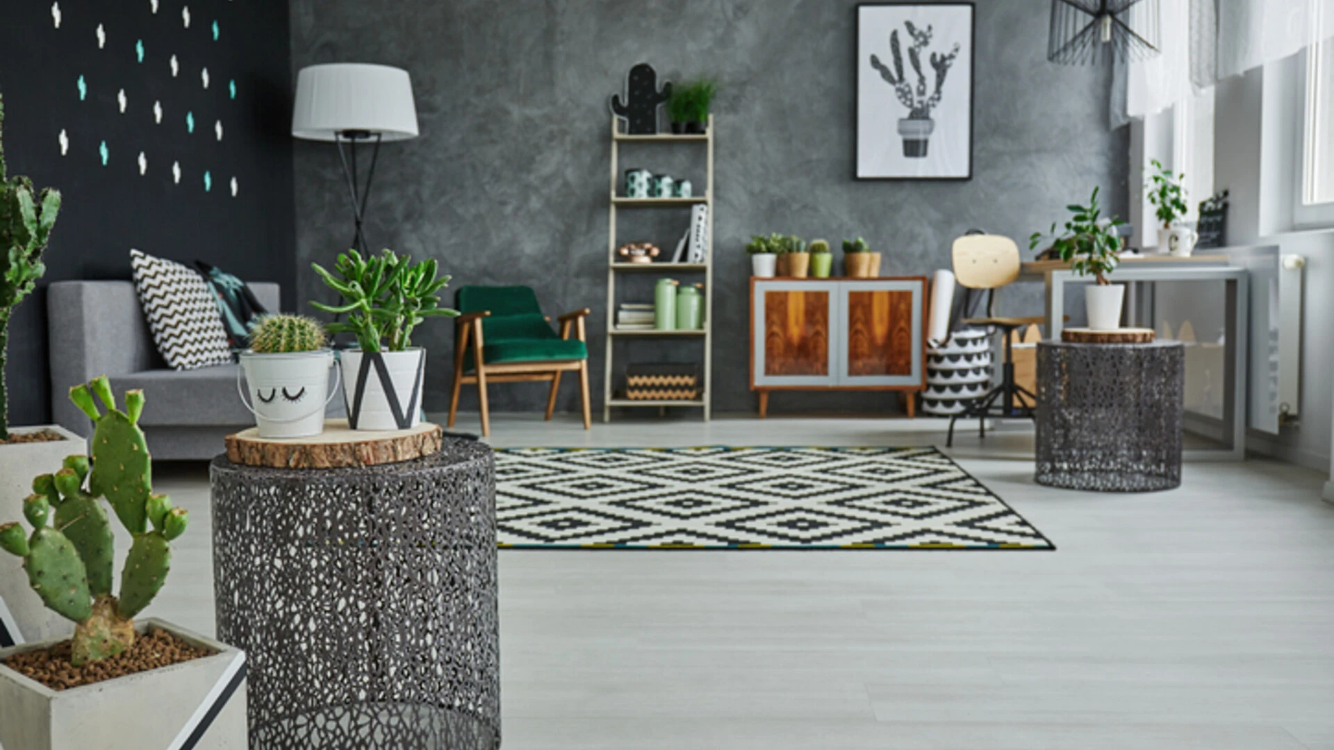 parede de cimento queimado na sala