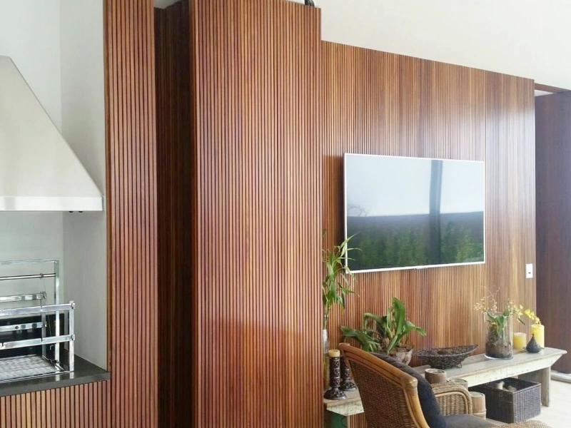 parede ripada na sala