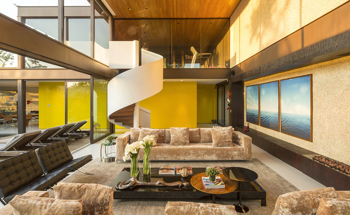 Como otimizar a iluminação em salas com pé direito duplo