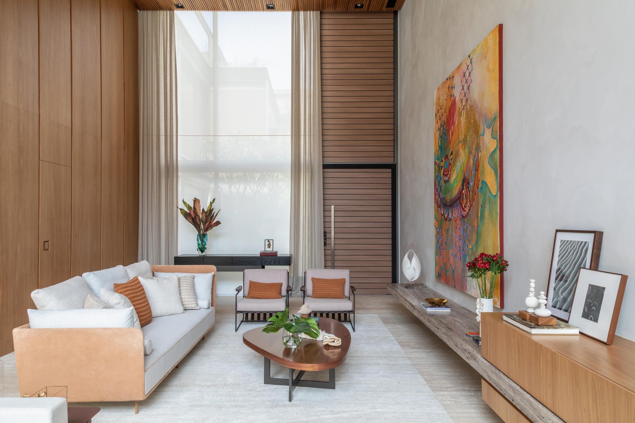 Como otimizar a iluminação em salas com pé direito duplo