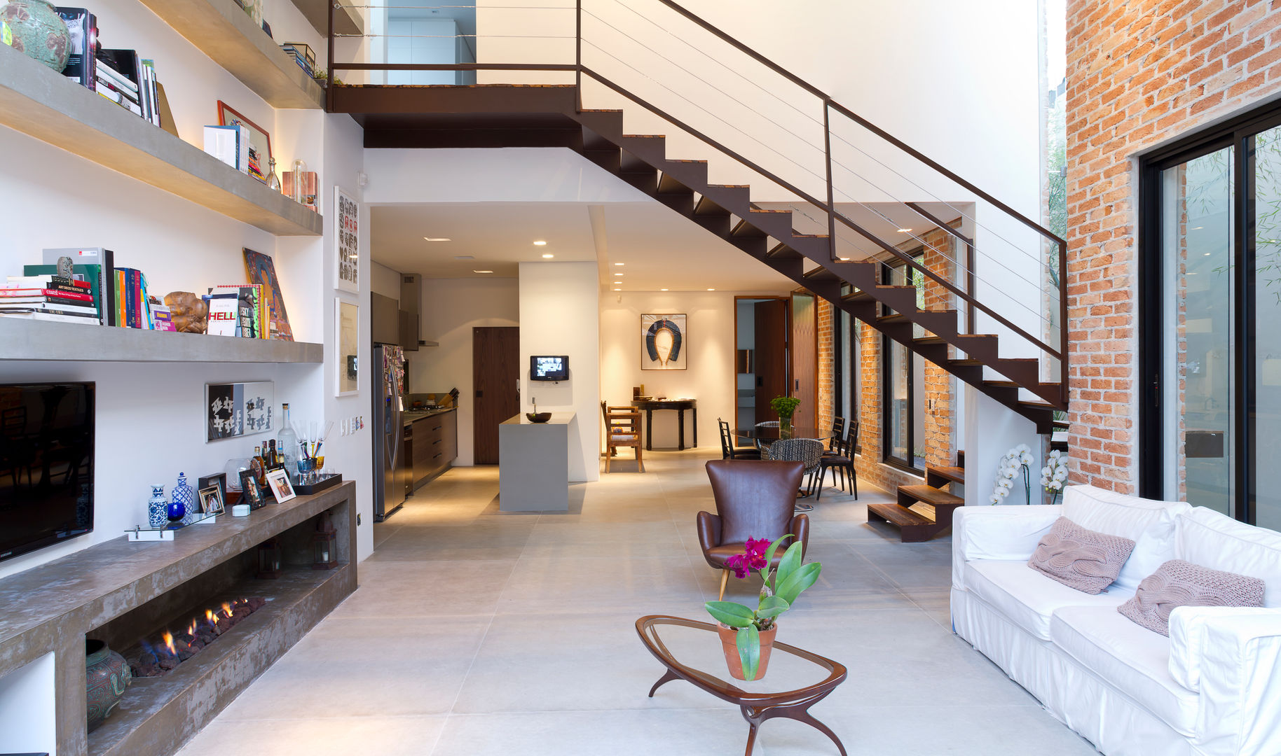 Soluções para o Conforto Térmico e Acústico em Ambientes com Pé Direito Duplo