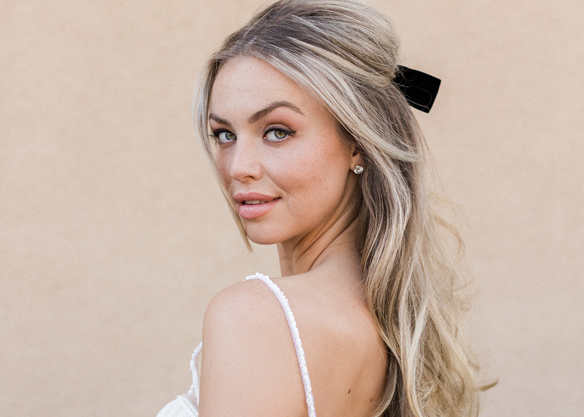 Tutoriais rápidos de penteado semi preso para o dia a dia