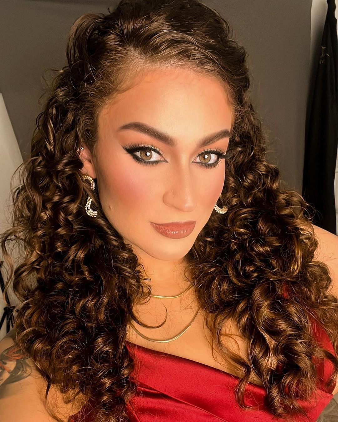 Como escolher o vestido ideal para ser madrinha de dia