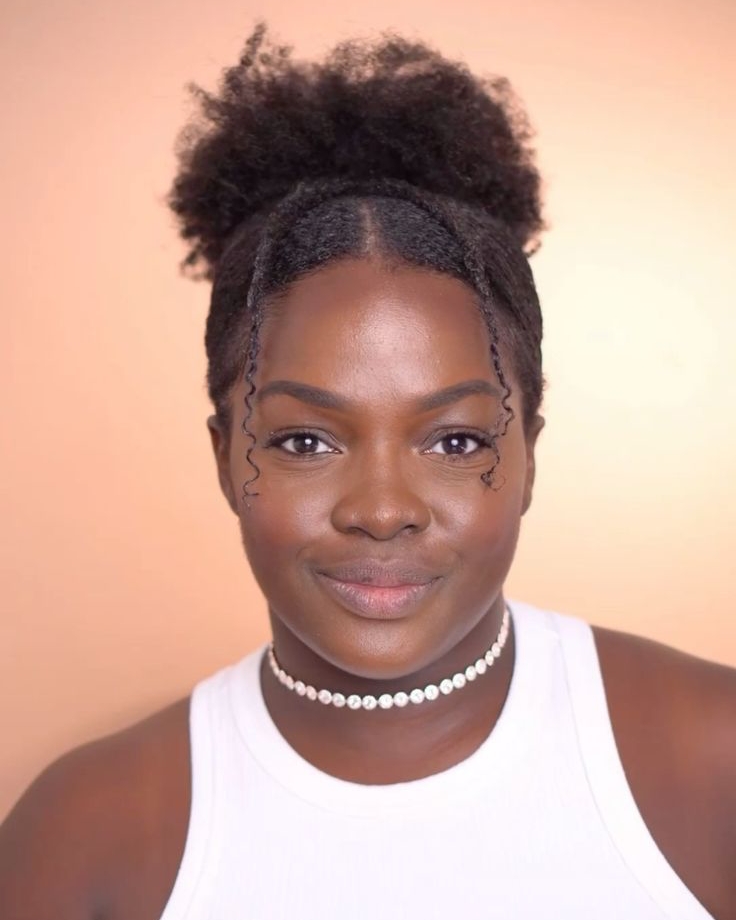 penteados para cabelos crespos curtos