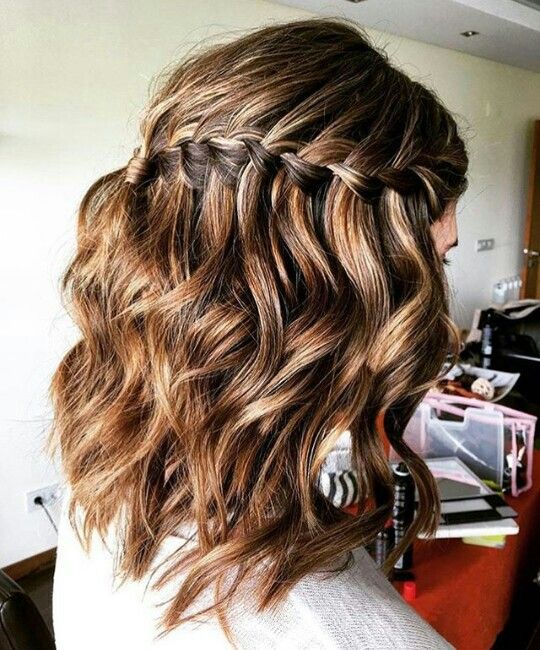 5 Penteados Rápidos para Cabelo Médio no Dia a Dia