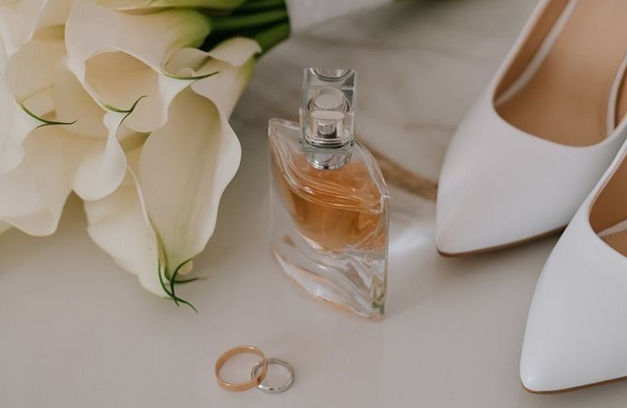 Fixação e Projeção: Os Segredos dos Perfumes de Longa Duração para Eventos Especiais