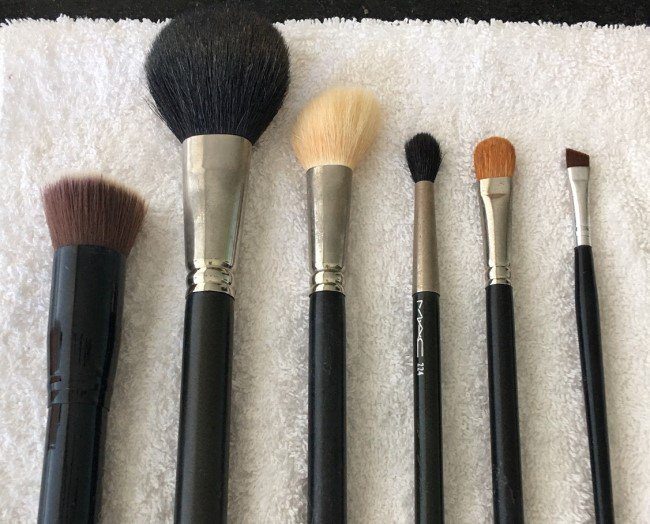 pincéis de maquiagem para iniciantes