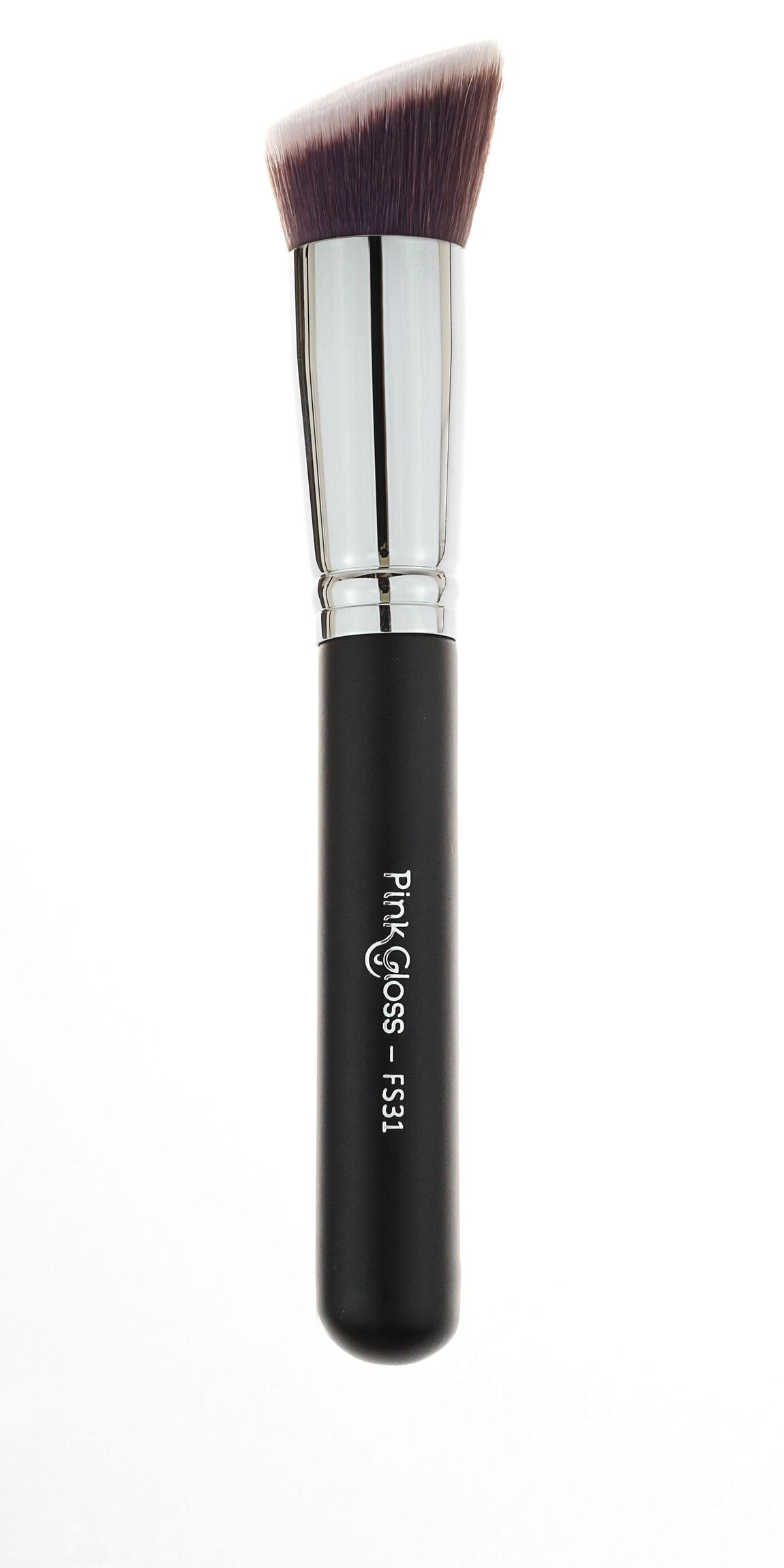 Como Limpar Seu Pincel Kabuki Corretamente para Maior Durabilidade