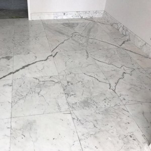 qual a durabilidade do piso de mármore