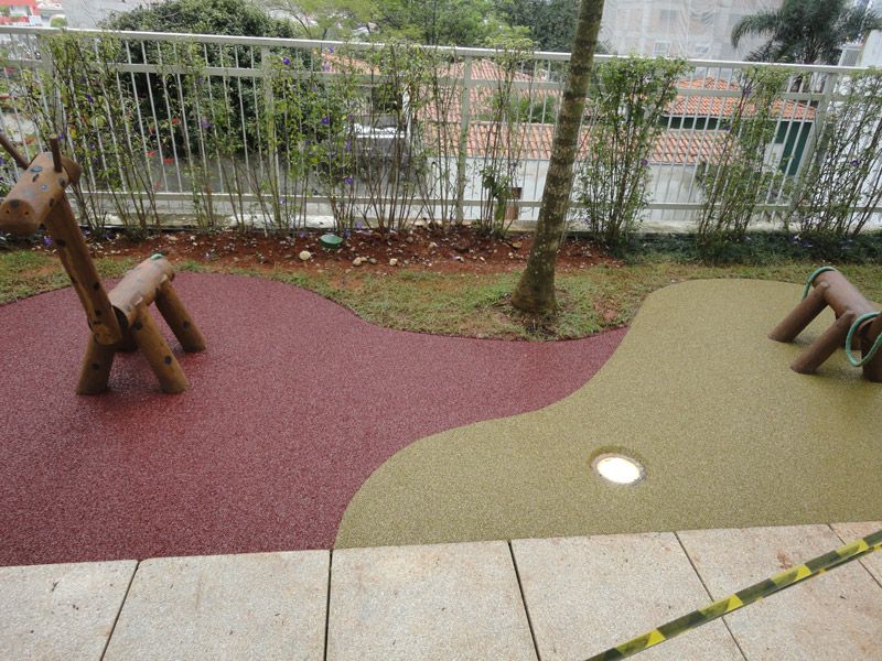 Manutenção do Piso Drenante: Dicas Essenciais para Garantir a Durabilidade