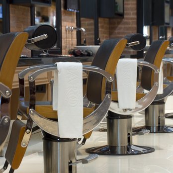 Piso Epóxi em Barbearias: Vantagens da Superfície Monolítica e Limpeza