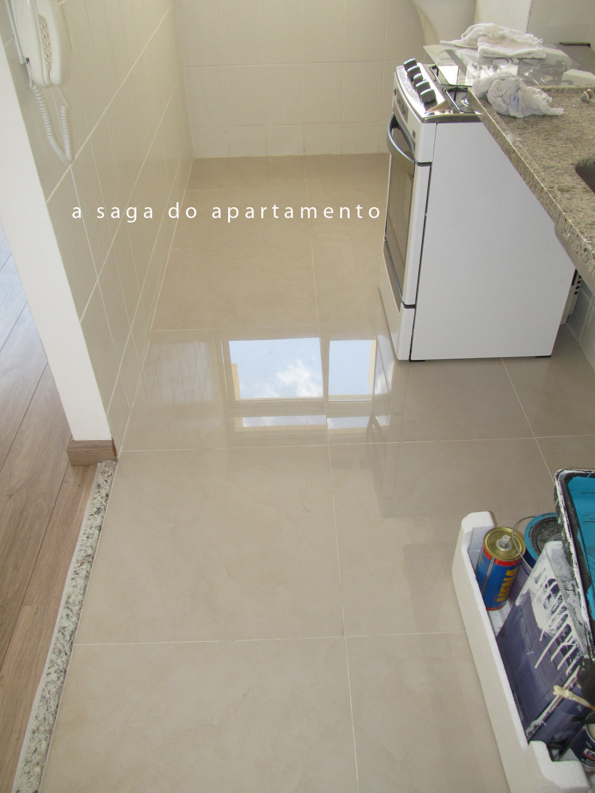 piso para cozinha pequena