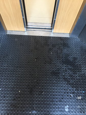 tipos de revestimento para áreas de alto tráfego