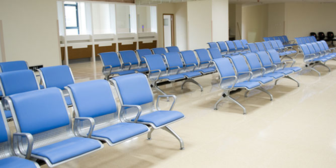 resistência e durabilidade de porcelanato em áreas comerciais