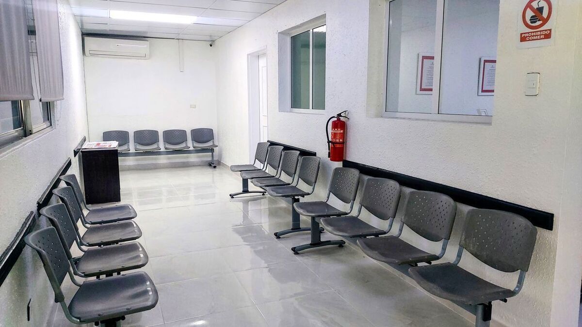 piso para sala de espera de consultorio