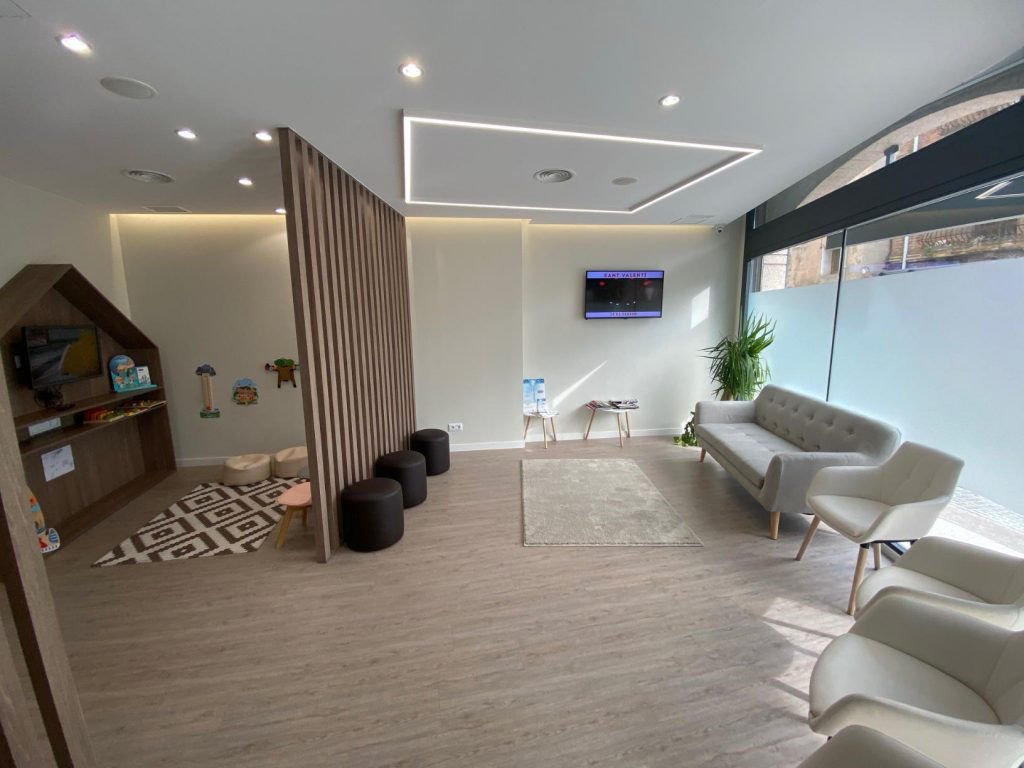 manutenção e limpeza de piso vinílico em consultórios