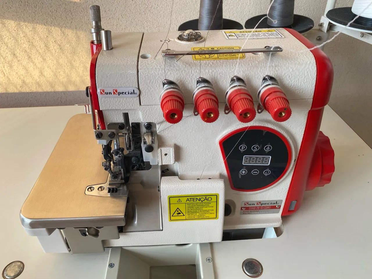 Onde comprar calcadores de overlock