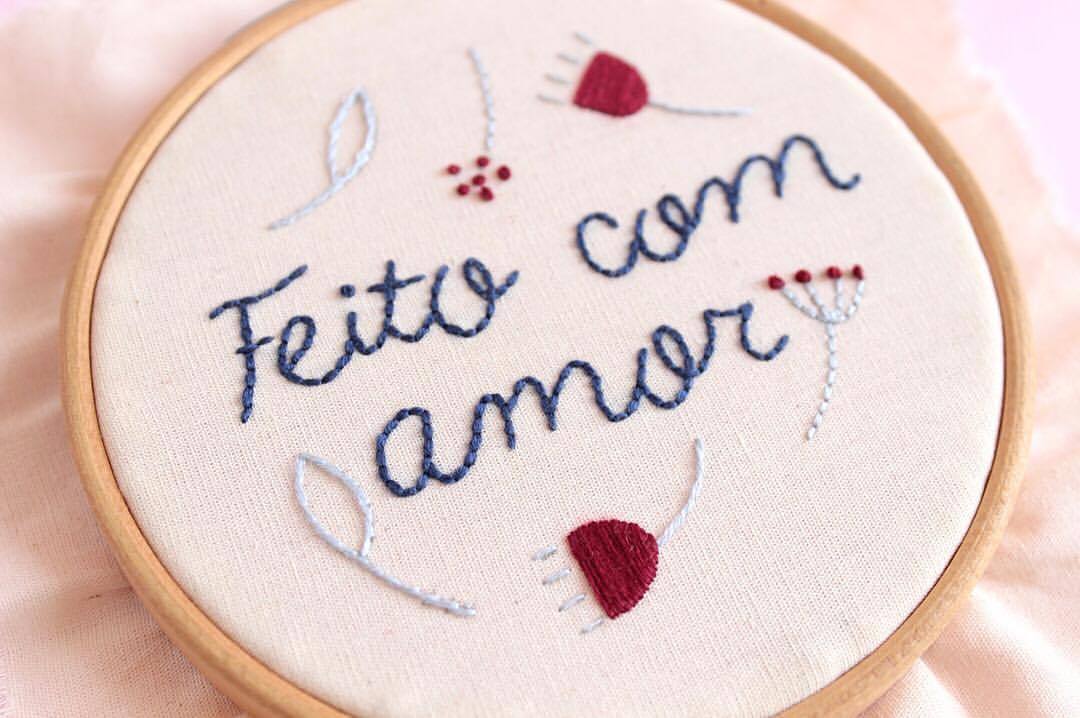 Guia Completo de Pontos de Bordado para Iniciantes