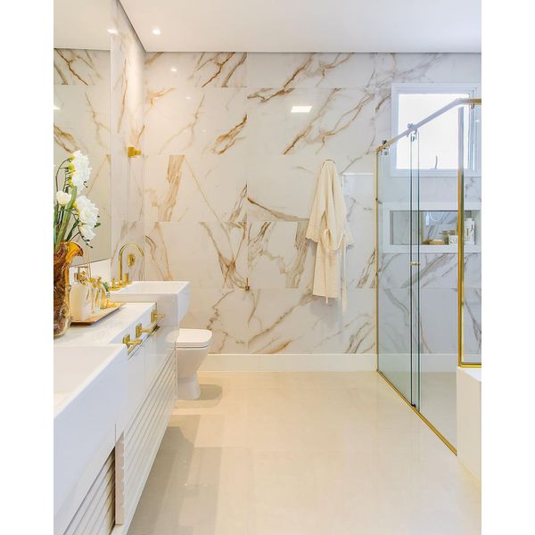 As Melhores Marcas de Porcelanato Calacata: Guia Completo de Preços e Qualidade