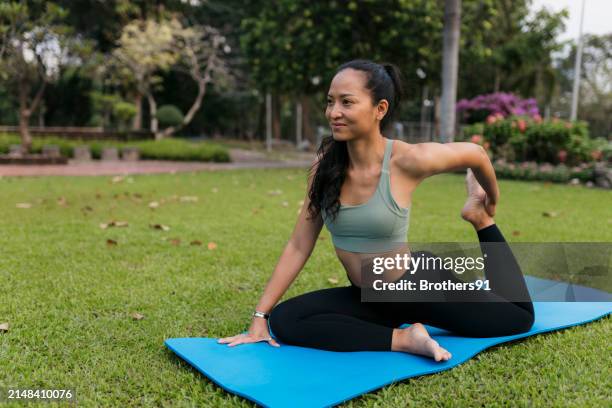 Yoga para Alívio da Dor Ciática: Além da Postura do Pombo