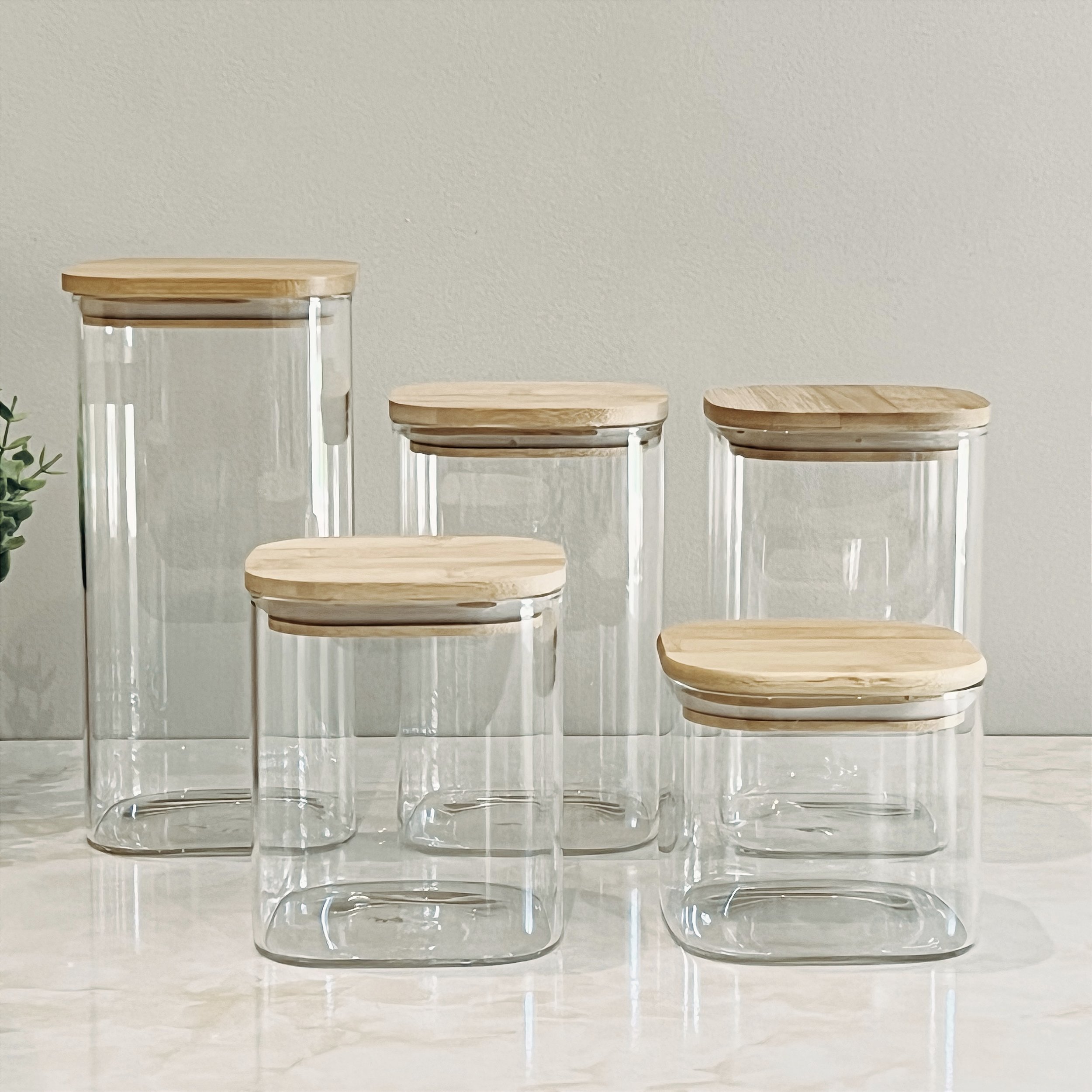 Decoração Sustentável: Usando Potes de Vidro na Sala e Banheiro