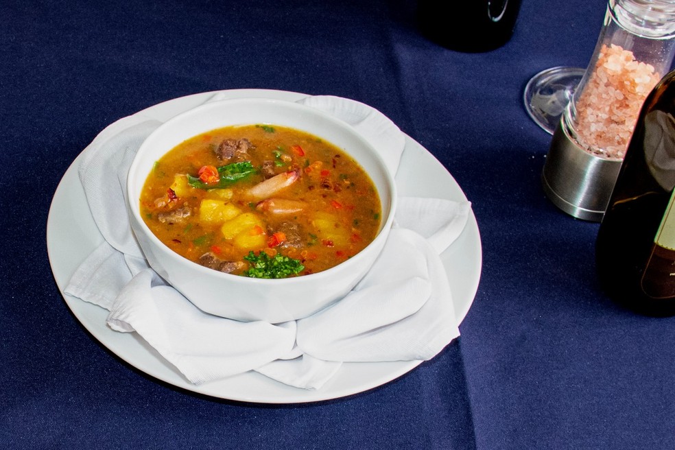 Guia Completo: Como Escolher o Kit de Pratos de Sopa Ideal para Sua Mesa