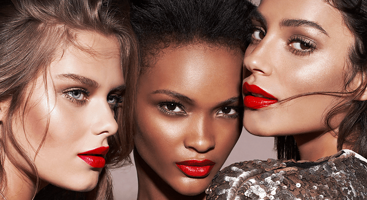 Tendências de Batons Coloridos para Peles Escuras