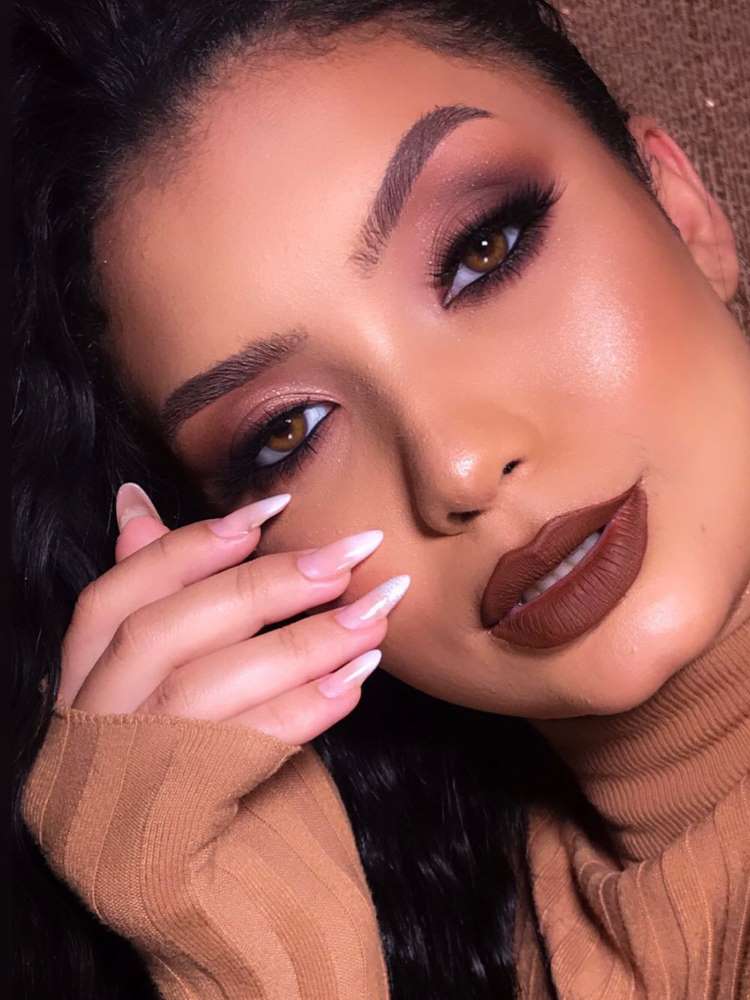 qual batom combina com pele morena