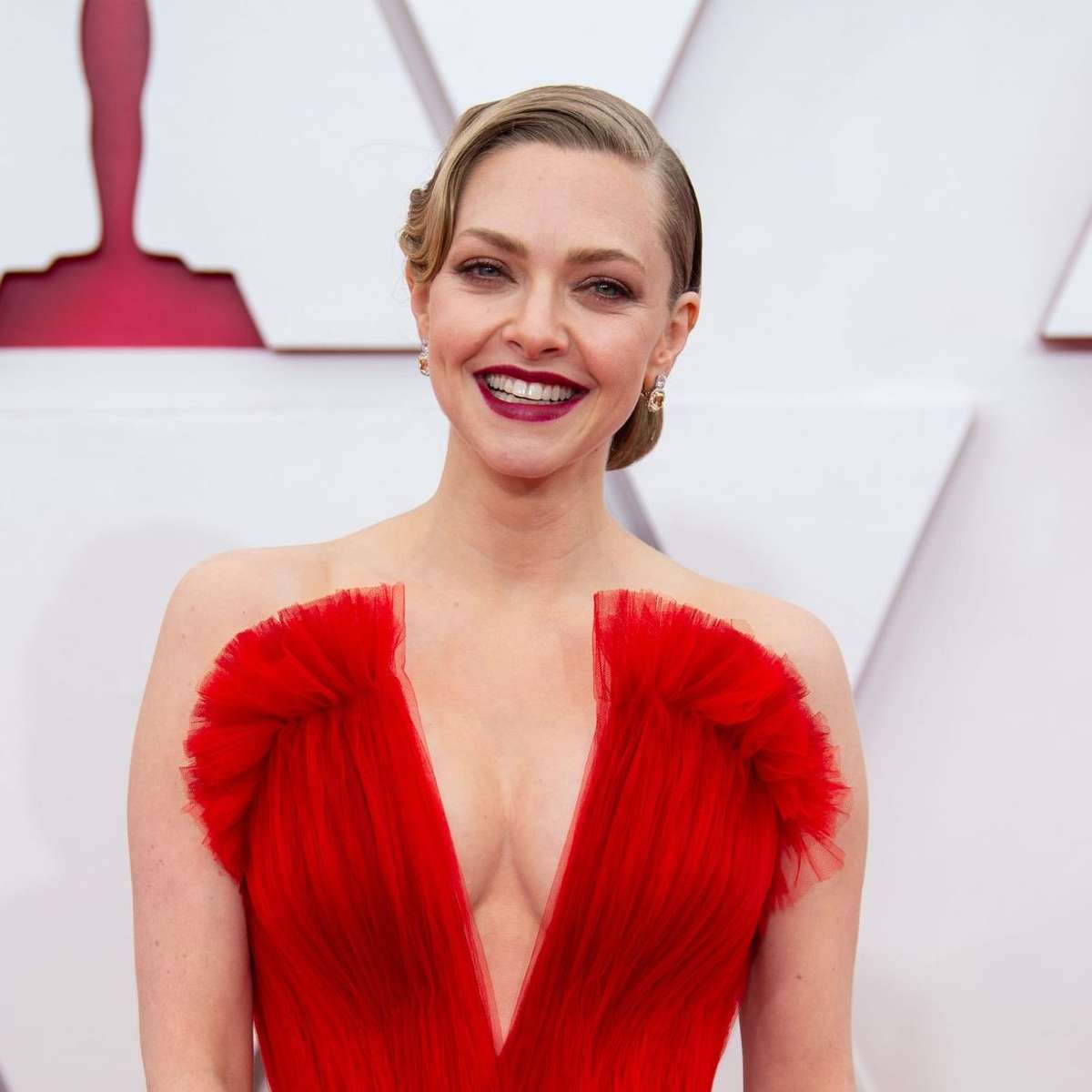 Guia de tons de batom para cada ocasião