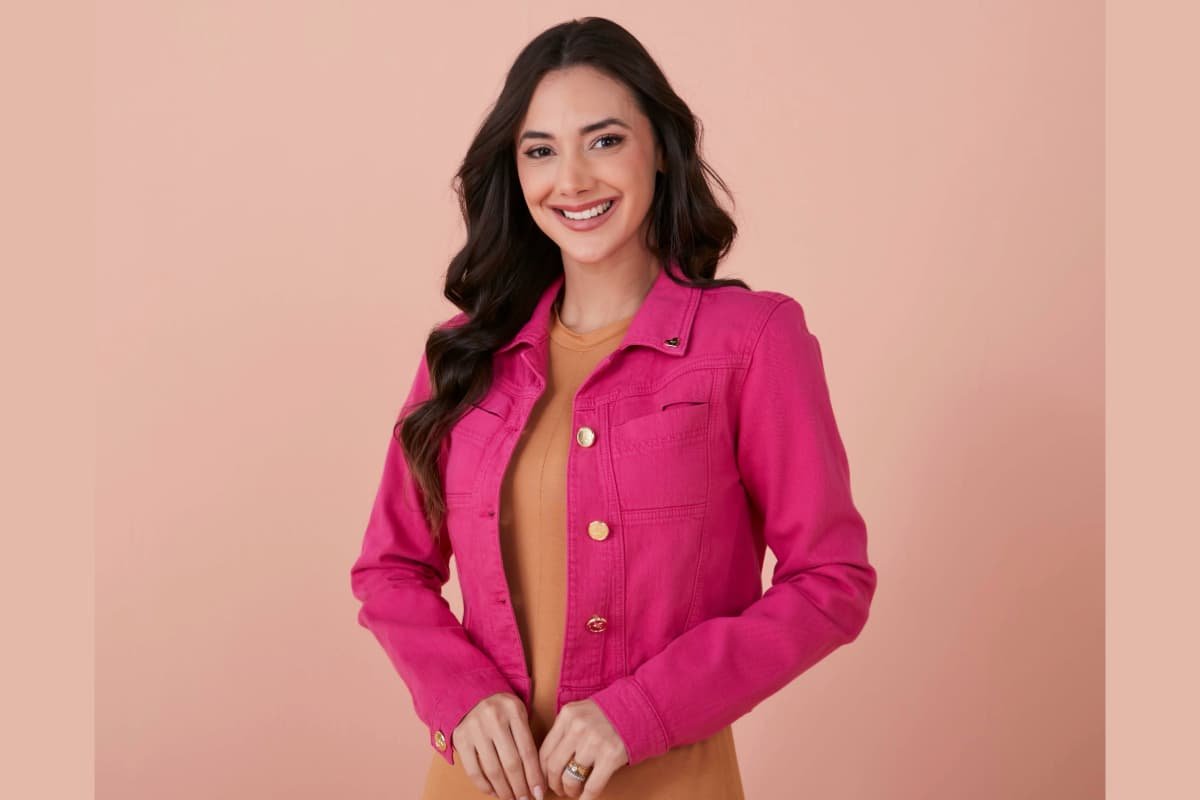 qual cor combina com rose gold roupa