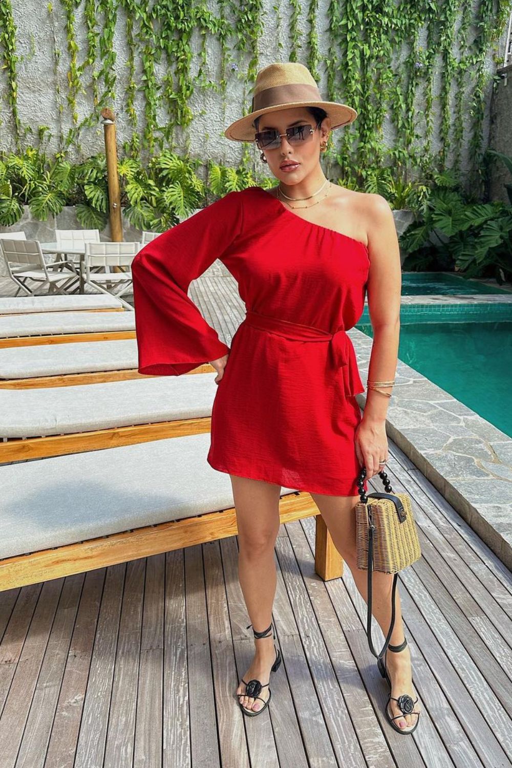 Vestido Vermelho: Do Dia à Noite