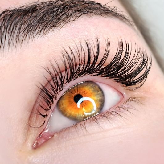 guia de cílios para formato de rosto