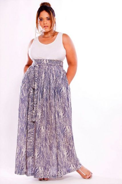 O que evitar ao usar saias com quadril largo