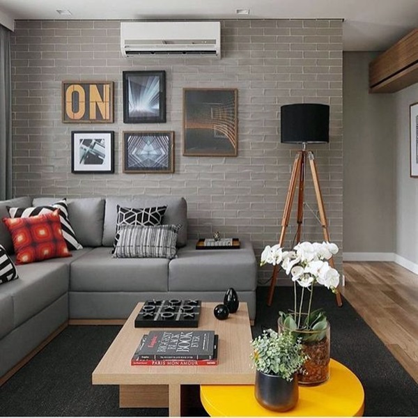 tapete aconchegante para sofá cinza