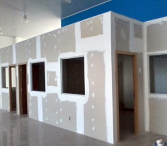 Drywall Acústico: Materiais Essenciais para Isolamento Sonoro Perfeito