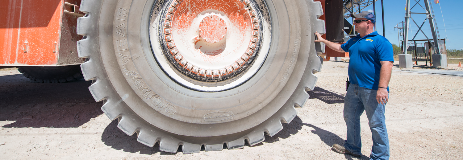 A Tecnologia por Trás dos Pneus de Grandes Jatos