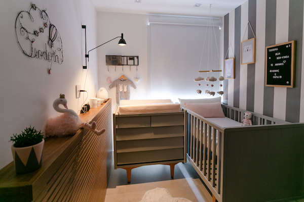 cores claras para ampliar quarto de bebê