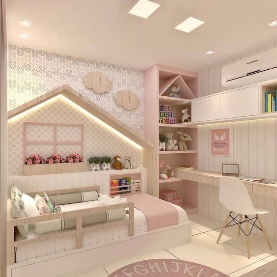 Papel de parede ou pintura setorizada: qual a melhor opção para o quarto de menina?